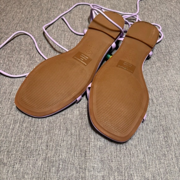 Katy Perry Women's The Halie Bead Sandal Flat, Size 9 - Picture 8 of 9